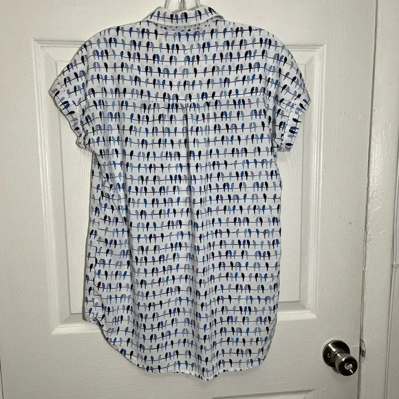 JANE AND DELANCEY White and Blue Birds on Wire Button Down top | size medium - Picture 8 of 9